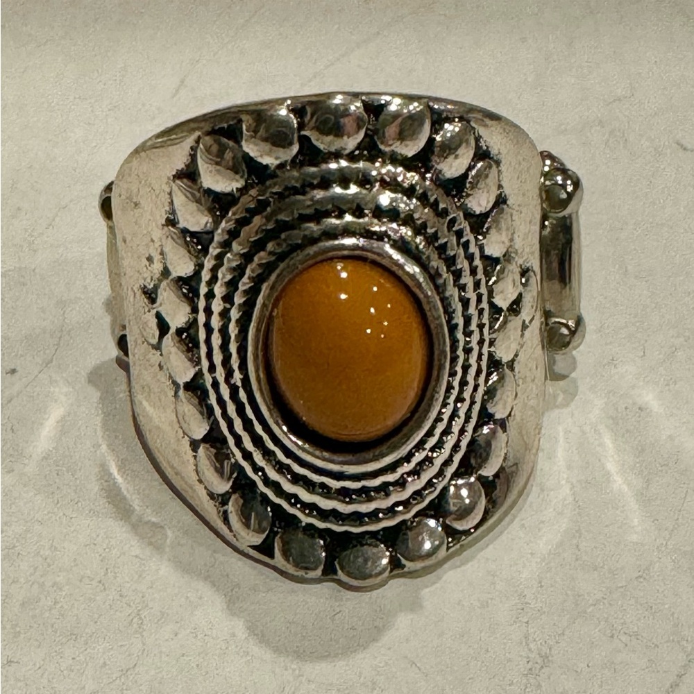 Vintage-Inspired Stretch Back Ring with Amber Colored Stone
